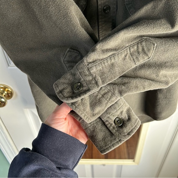 L.L. Bean Cabincore Olive Green Chamois Cloth Shirt | Women’s XL (Tag 14) - Picture 7 of 11